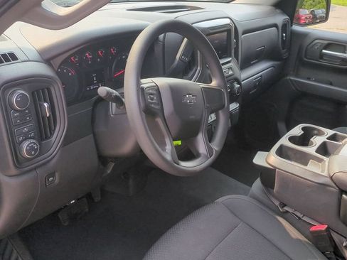 Used 2021 Chevrolet Silverado 1500 Custom Trail Boss AWD/4WD image 15