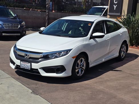 Used 2018 Honda Civic LX image 5