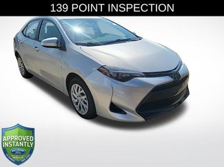Used 2017 Toyota Corolla LE FWD video 1