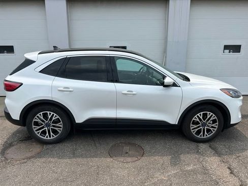 Used 2020 Ford Escape SEL FWD image 6