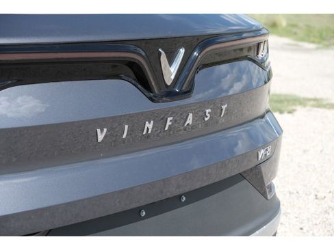 Used 2023 VinFast VF 8 Plus AWD/4WD image 11