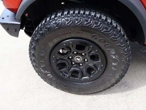 Certified 2024 Ford Bronco Wildtrak image 35