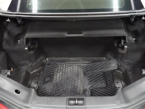 Used 2014 Mercedes-Benz SL 550 image 18