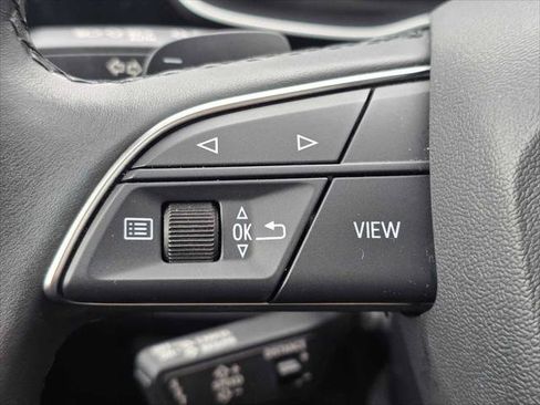 Used 2025 Audi Q3 2.0T Premium AWD/4WD image 31