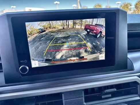 Used 2025 Toyota Tacoma SR5 image 26