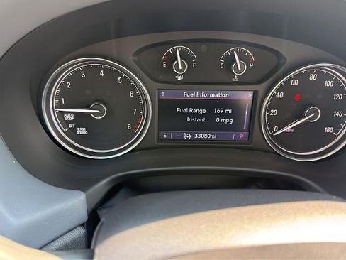 Used 2023 Buick Enclave Essence w/ Experience Buick Package AWD/4WD image 27