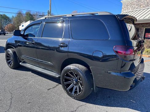 Used 2018 Toyota Sequoia Platinum image 9
