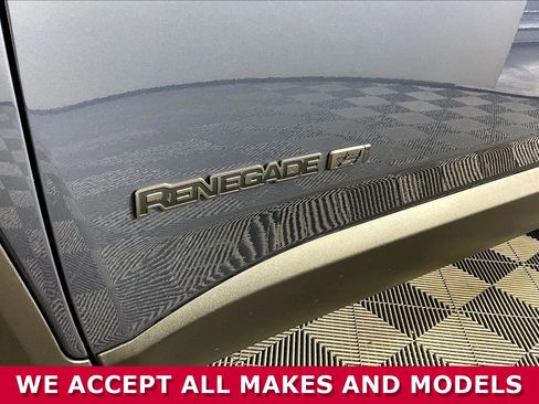 Used 2021 Jeep Renegade Latitude w/ Sun & Sound Group AWD/4WD image 22