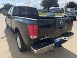 Used 2010 Nissan Titan SE image 5