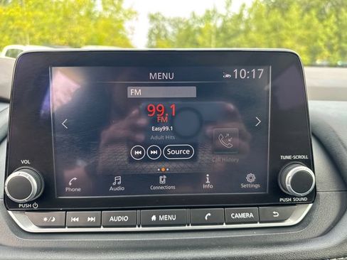 Used 2023 Nissan Rogue SL image 35