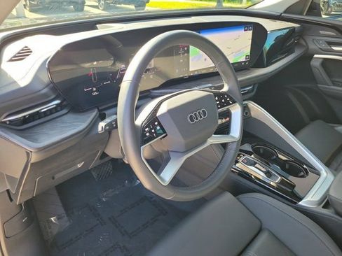 Certified 2025 Audi Q5 Premium Plus AWD/4WD image 17