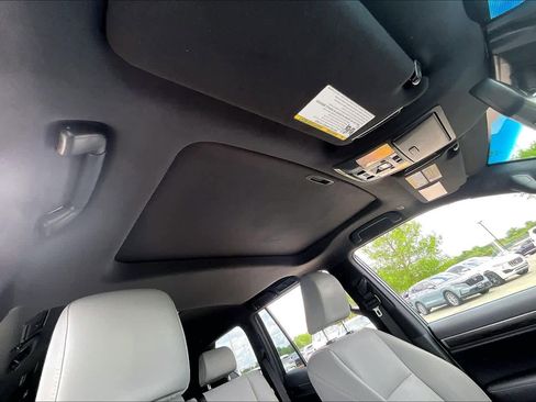 Used 2023 Lexus GX 460 w/ Black Line Special Edition AWD/4WD image 14