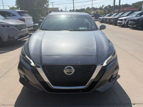 Used 2019 Nissan Altima 2.5 SV FWD image 5