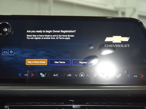 New 2026 Chevrolet Traverse LT w/ Driver Confidence Package AWD/4WD image 30