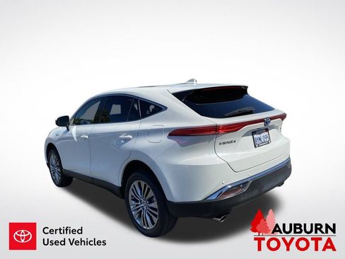 Certified 2021 Toyota Venza Limited AWD/4WD image 6