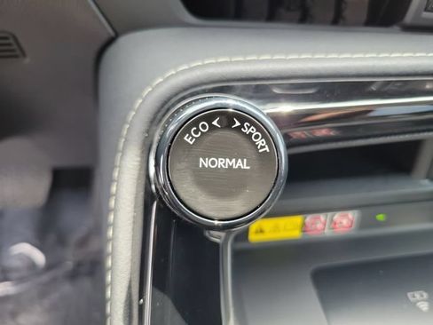 Used 2023 Lexus NX 350 AWD image 32