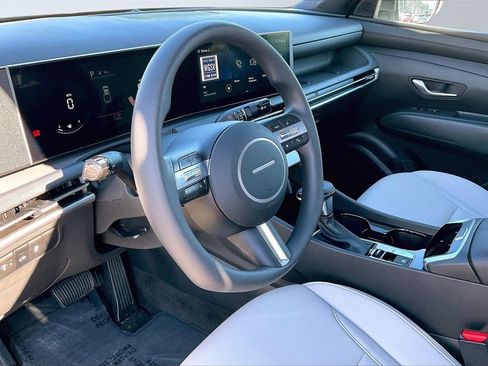 Used 2026 Hyundai Santa Cruz SEL image 13