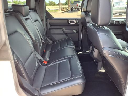 Used 2026 Ford Bronco Outer Banks AWD/4WD image 26