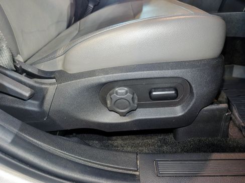 Used 2018 Ford Flex SEL w/ Equipment Group 202A FWD image 34