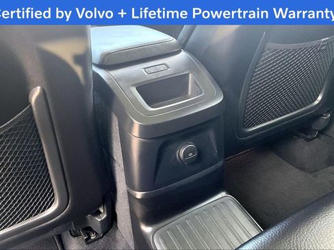 Used 2023 Volvo XC60 T8 Plus image 30