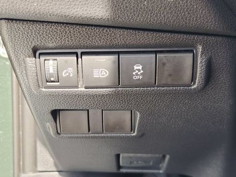 Used 2026 Toyota Corolla Cross XLE FWD image 21