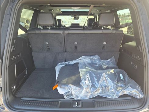 New 2026 Jeep Grand Wagoneer Limited image 16