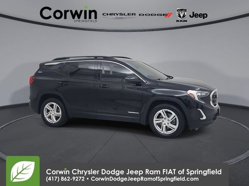 Used 2018 GMC Terrain SLE w/ Driver Convenience Package FWD image 1