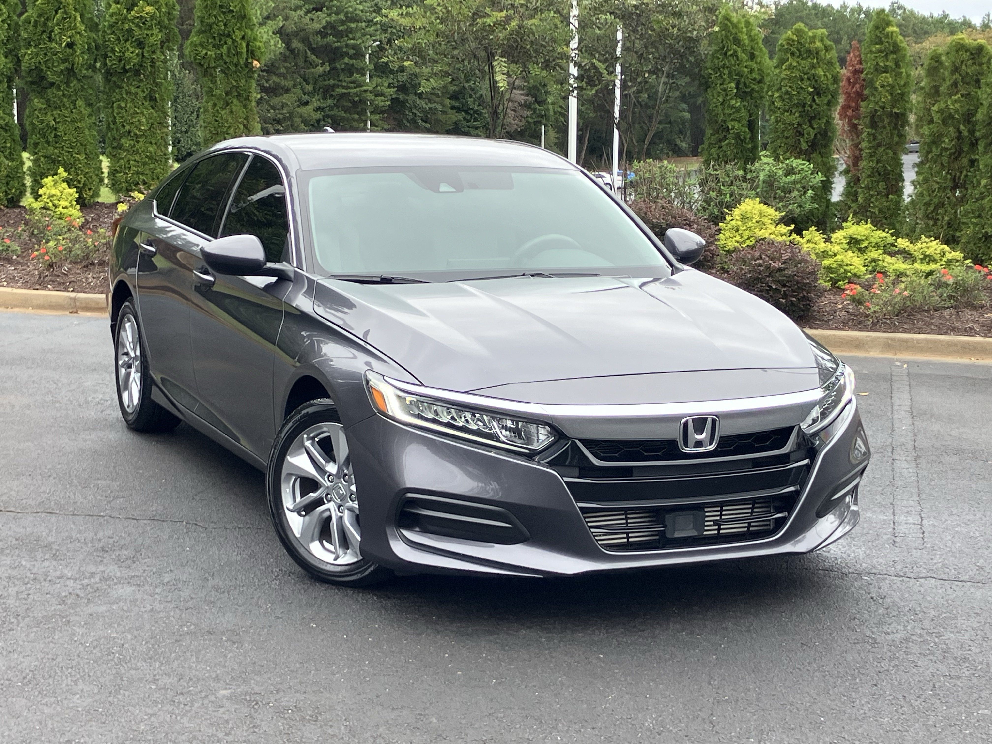Used 2019 Honda Accord LX image 2