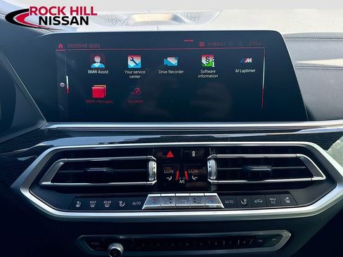 Used 2021 BMW X7 M50i w/ Dynamic Handling Package image 17