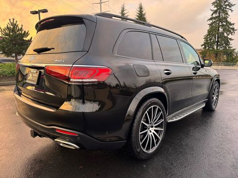 Used 2023 Mercedes-Benz GLS 580 4MATIC image 10