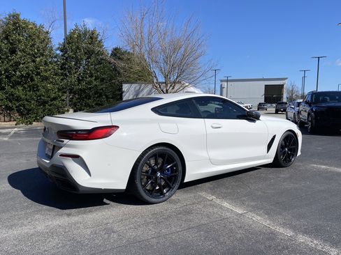 Used 2019 BMW M850i xDrive Coupe w/ M Carbon Exterior Package image 9
