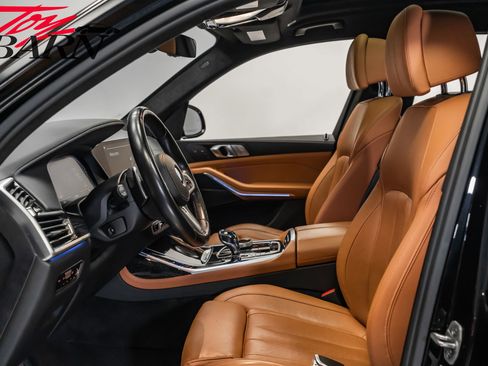 Used 2022 BMW X7 xDrive40i w/ M Sport Package image 25