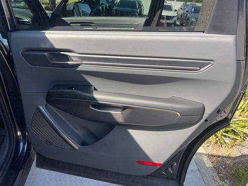 Used 2026 Kia EV9 Light image 40