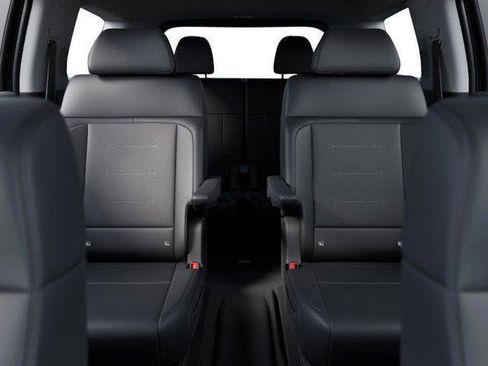 New 2026 Hyundai Santa Fe Limited FWD image 14