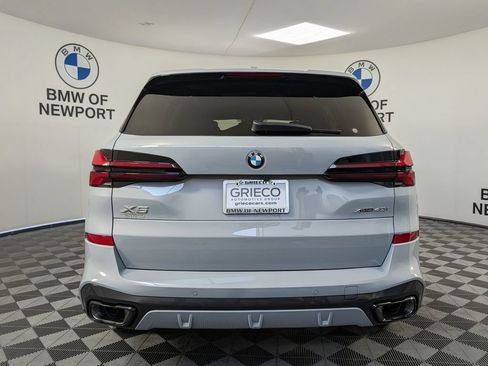 New 2026 BMW X5 xDrive40i w/ M Sport Package AWD/4WD image 7