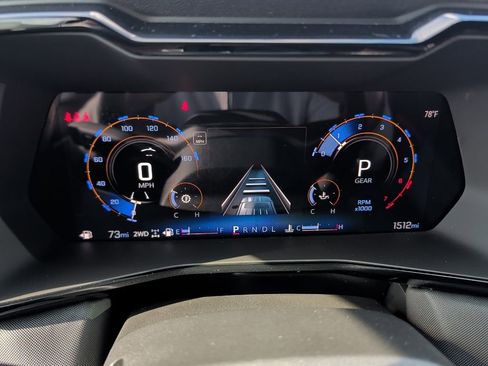 Used 2025 Chevrolet Colorado Z71 w/ Midnight Edition image 27