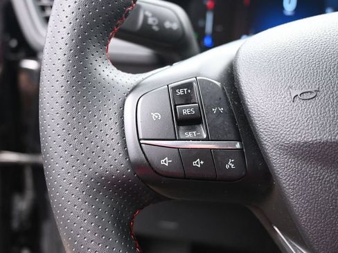 Used 2025 Ford Escape ST-Line AWD/4WD image 19