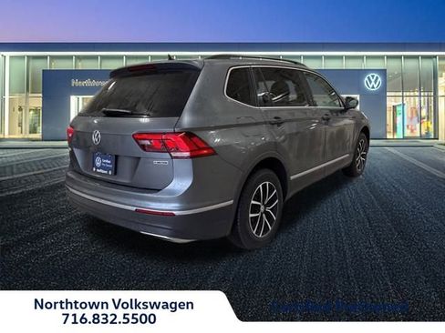 Certified 2021 Volkswagen Tiguan SE w/ Panoramic Sunroof Package image 3