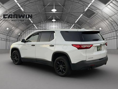 Used 2020 Chevrolet Traverse LS FWD image 11