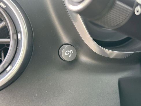 Used 2019 Chevrolet Camaro LT image 28