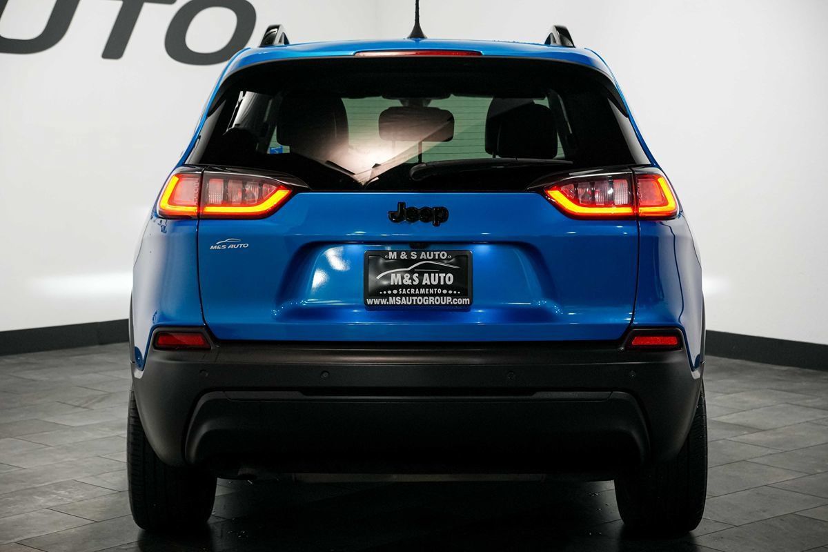 Used 2020 Jeep Cherokee Latitude Plus FWD image 5