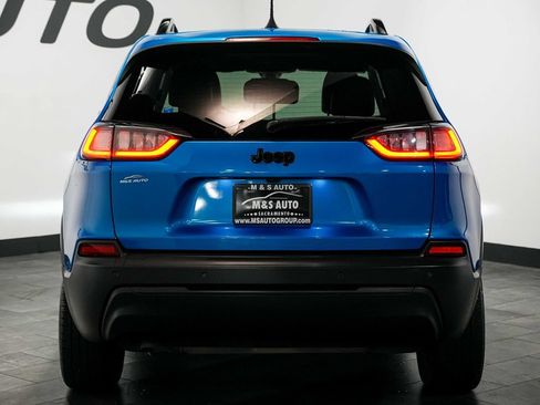 Used 2020 Jeep Cherokee Latitude Plus FWD image 5