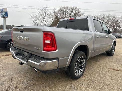 Used 2025 RAM 1500 Laramie image 9