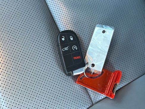 Used 2023 Dodge Durango GT image 20