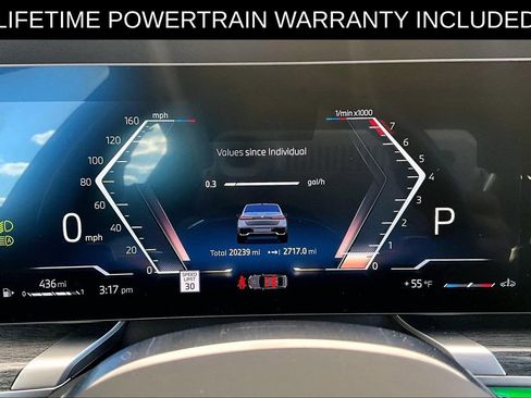 Used 2025 BMW 740i image 28