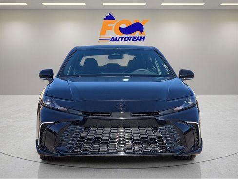 New 2026 Toyota Camry Hybrid image 7