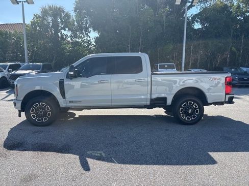 Used 2025 Ford F350 Platinum image 4