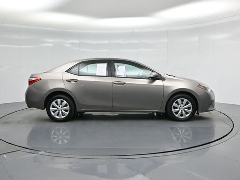 Used 2016 Toyota Corolla LE image 20
