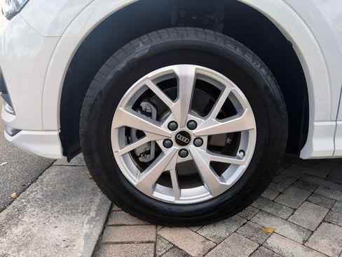 Used 2023 Audi Q3 2.0T Premium w/ Convenience Package image 45