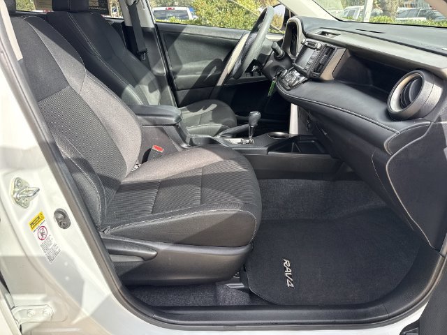 Used 2015 Toyota RAV4 XLE FWD image 14